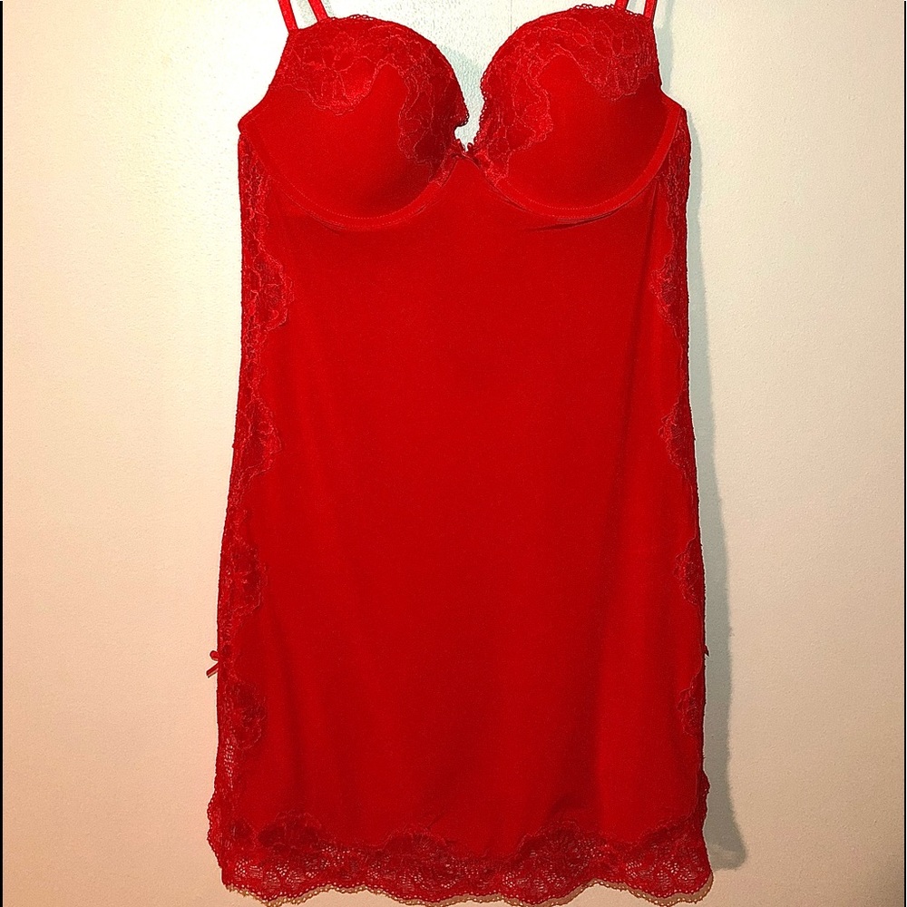 VICTORIA'S SECRET Satin & Lace Embellished Cupped Mini Slip 34D ***Never Worn***